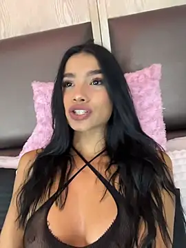 Bella Smiith  online show from 11-10-25, 04:17