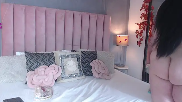 ScarlettDreamss7 online show from 01-23-25, 11:37