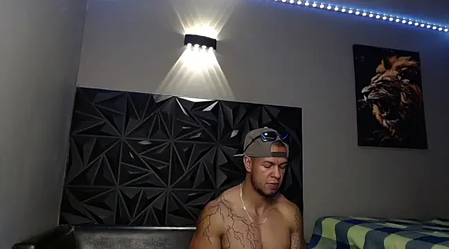 Snapshot of Jacob_Beckett chatting on 03-20-25, 02:29 Jacob Beckett online show from 03-20-25, 02:29