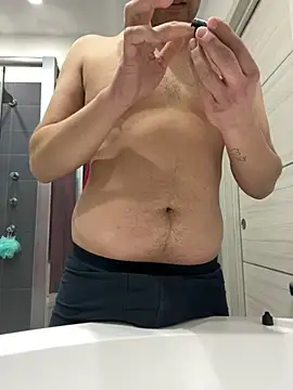 Snapshot of Greeneyes0820 chatting on 02-04-25, 01:48 Greeneyes0820 online show from 02-04-25, 01:48