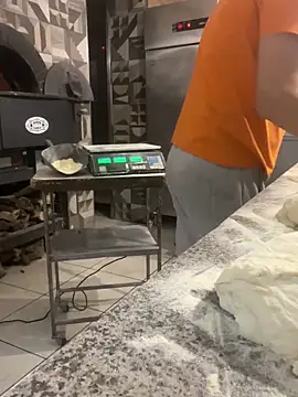 Snapshot of Greeneyes0820 chatting on 02-08-25, 04:25 Greeneyes0820 online show from 02-08-25, 04:25