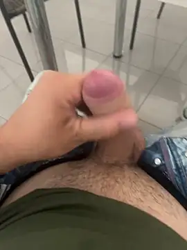 Snapshot of Greeneyes0820 chatting on 09-13-25, 10:26 Greeneyes0820 online show from 09-13-25, 10:26