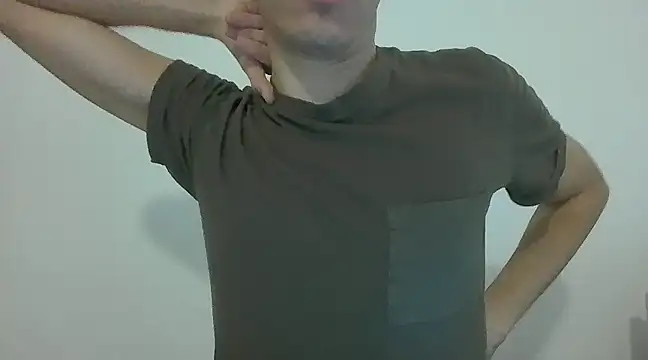 Snapshot of Masterclassyfeet chatting on 02-05-25, 04:36 Masterclassyfeet online show from 02-05-25, 04:36