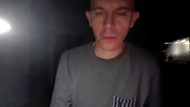 Snapshot of Masterclassyfeet chatting on 02-11-25, 12:06 Masterclassyfeet online show from 02-11-25, 12:06