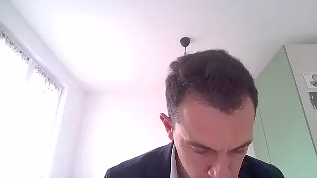 Snapshot of Masterclassyfeet chatting on 03-12-25, 10:05 Masterclassyfeet online show from 03-12-25, 10:05