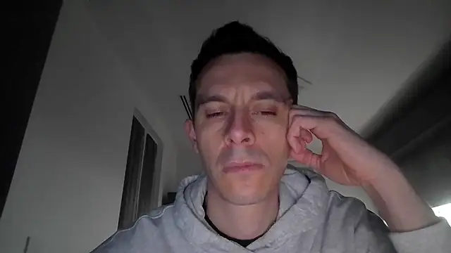 Snapshot of Masterclassyfeet chatting on 03-18-25, 09:21 Masterclassyfeet online show from 03-18-25, 09:21