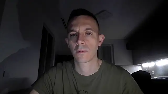 Snapshot of Masterclassyfeet chatting on 03-21-25, 12:29 Masterclassyfeet online show from 03-21-25, 12:29