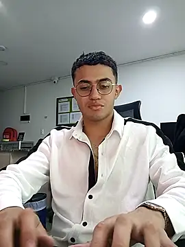 Snapshot of Thonny-becker chatting on 02-22-25, 10:42 Thonny-becker online show from 02-22-25, 10:42