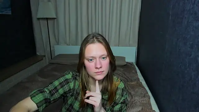 TessaSwans online show from 01-29-25, 10:11