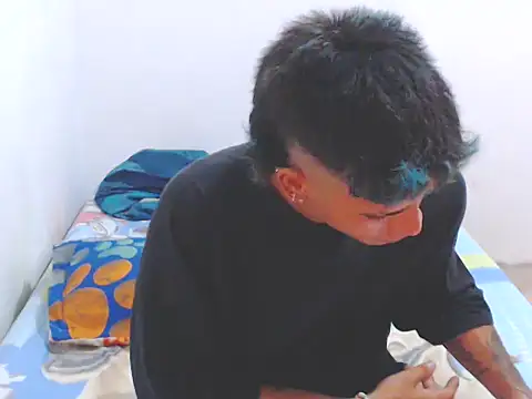 lu nastyboy18 online show from 02-01-25, 06:10