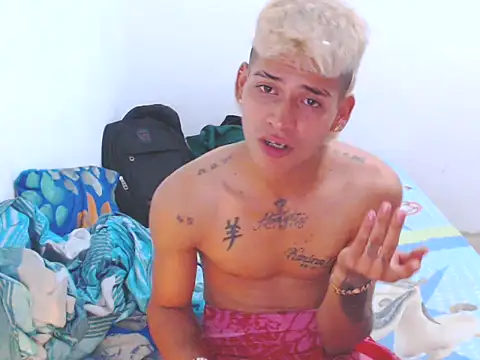 lu nastyboy18 online show from 02-11-25, 08:37