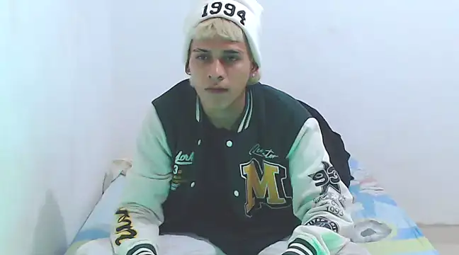 lu nastyboy18 online show from 02-22-25, 04:07