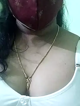 Snapshot of Tamil_Aathira chatting on 01-21-25, 06:02 Tamil Aathira online show from 01-21-25, 06:02