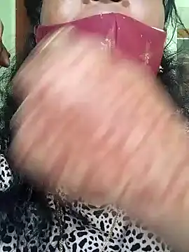 Snapshot of Tamil_Aathira chatting on 01-23-25, 04:19 Tamil Aathira online show from 01-23-25, 04:19