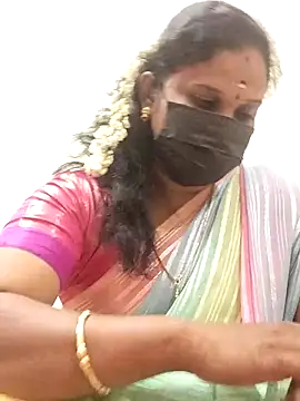 Snapshot of Tamil_Aathira chatting on 03-05-25, 10:55 Tamil Aathira online show from 03-05-25, 10:55