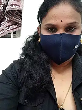 Snapshot of Tamil_Aathira chatting on 03-15-25, 06:54 Tamil Aathira online show from 03-15-25, 06:54