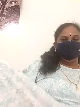 Snapshot of Tamil_Aathira chatting on 03-16-25, 08:10 Tamil Aathira online show from 03-16-25, 08:10