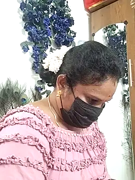 Snapshot of Tamil_Aathira chatting on 09-12-25, 04:34 Tamil Aathira online show from 09-12-25, 04:34