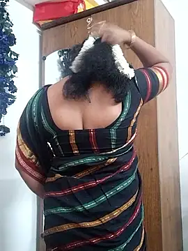 Snapshot of Tamil_Aathira chatting on 09-14-25, 06:34 Tamil Aathira online show from 09-14-25, 06:34