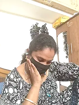 Snapshot of Tamil_Aathira chatting on 09-24-25, 11:08 Tamil Aathira online show from 09-24-25, 11:08