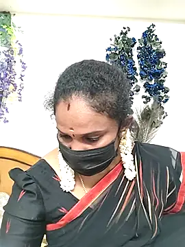 Snapshot of Tamil_Aathira chatting on 11-16-25, 09:31 Tamil Aathira online show from 11-16-25, 09:31