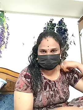 Snapshot of Tamil_Aathira chatting on 11-19-25, 11:21 Tamil Aathira online show from 11-19-25, 11:21