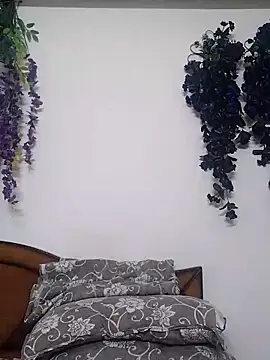 Snapshot of Tamil_Aathira chatting on 12-19-25, 01:12 Tamil Aathira online show from 12-19-25, 01:12