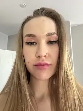 Snapshot of DianaShermy chatting on 02-27-25, 07:01 DianaShermy online show from 02-27-25, 07:01