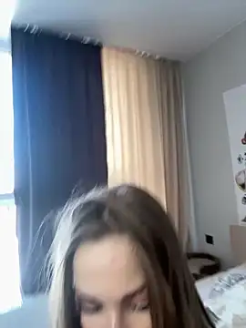 Snapshot of DianaShermy chatting on 02-28-25, 10:09 DianaShermy online show from 02-28-25, 10:09