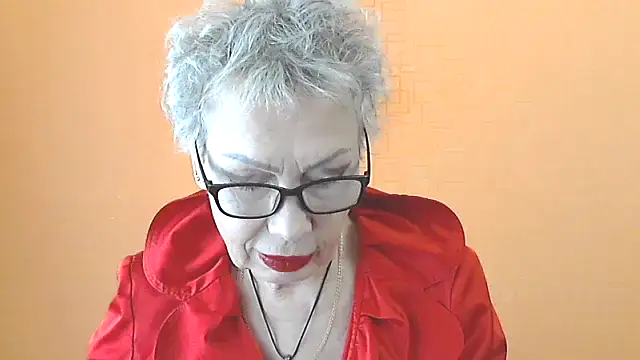 Snapshot of NessyJenixs chatting on 10-25-25, 07:27 NessyJenixs online show from 10-25-25, 07:27