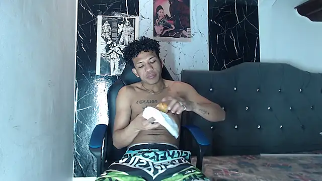 carlos alber12 online show from 10-28-25, 12:30