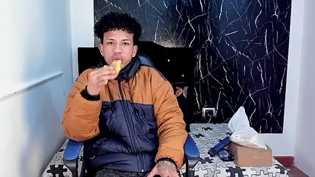 carlos alber12 online show from 10-31-25, 12:39