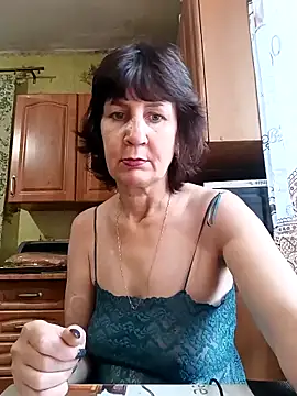 Laura Kiss online show from 11-20-25, 08:36