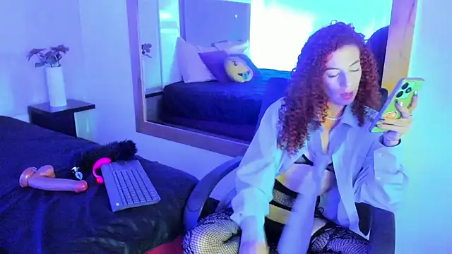 Snapshot of Bryna_ chatting on 03-01-25, 04:04 Bryna online show from 03-01-25, 04:04