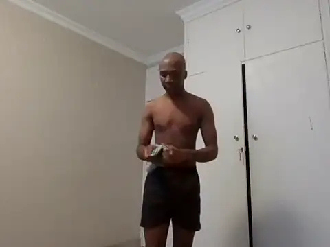 Snapshot of sydmanyoba chatting on 09-23-25, 04:15 sydmanyoba online show from 09-23-25, 04:15