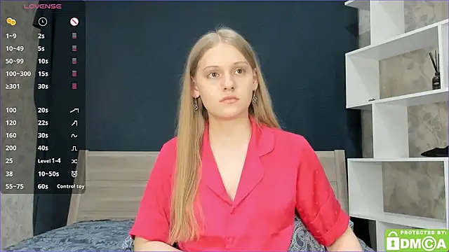 Snapshot of onelovelyalice chatting on 03-10-25, 05:07 onelovelyalice online show from 03-10-25, 05:07