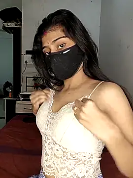 Love-N online show from 11-16-25, 05:29