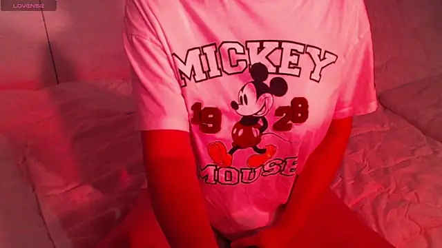 sweetchani666 online show from 09-26-25, 02:21