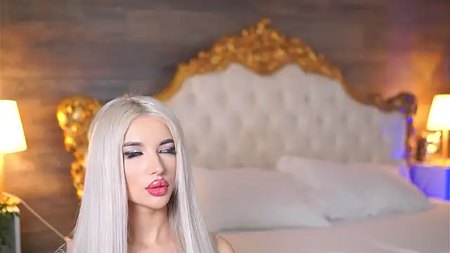 Juicy Jessye online show from 02-25-25, 02:47