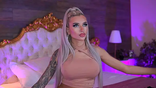 Juicy Jessye online show from 09-13-25, 07:35