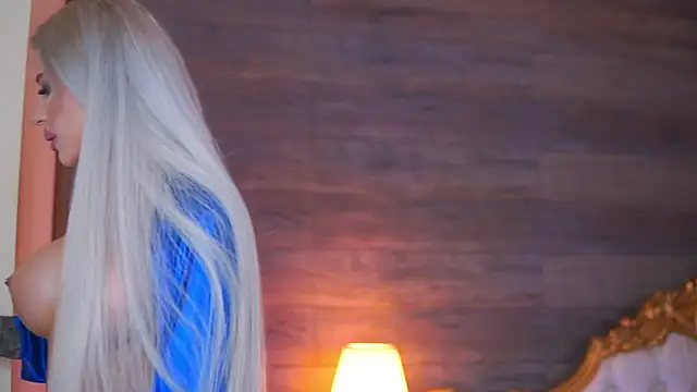 Juicy Jessye online show from 11-08-25, 09:46