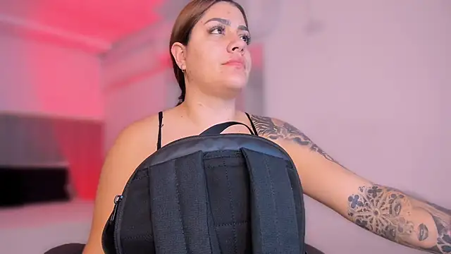 Snapshot of bonnieAn chatting on 09-09-25, 11:10 bonnieAn online show from 09-09-25, 11:10