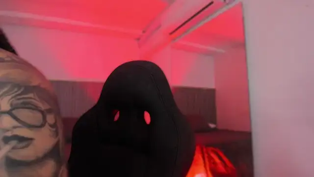 Snapshot of bonnieAn chatting on 11-25-25, 11:21 bonnieAn online show from 11-25-25, 11:21