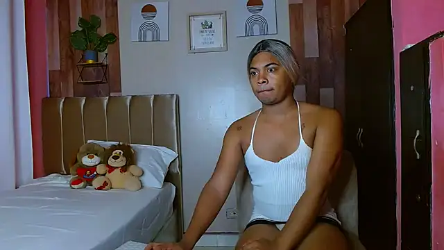 Snapshot of electrabrowns chatting on 10-09-25, 12:52 electrabrowns online show from 10-09-25, 12:52