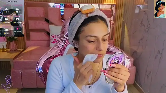 lilith petit sub online show from 11-06-25, 03:07