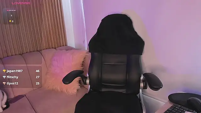 Belinda Braund online show from 02-25-25, 05:58