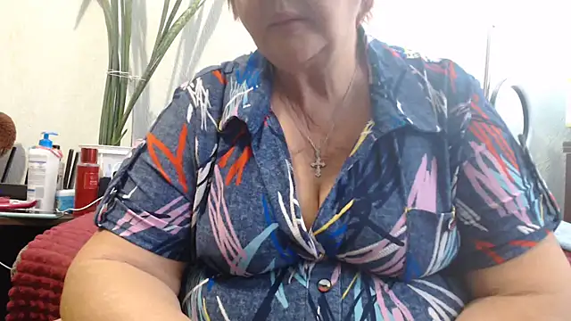 DeniseeRosea online show from 10-20-25, 06:36