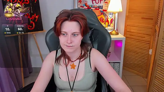 Snapshot of Jiffyyo chatting on 02-07-25, 09:16 Jiffyyo online show from 02-07-25, 09:16