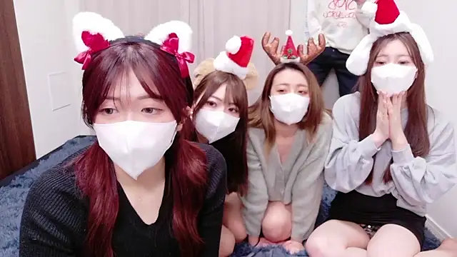 NA-KAREN-V8 online show from 12-17-25, 01:17