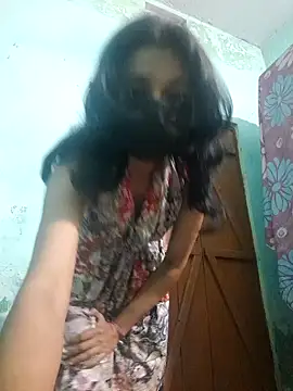 Snapshot of Bong-lady chatting on 02-07-25, 08:11 Bong-lady online show from 02-07-25, 08:11